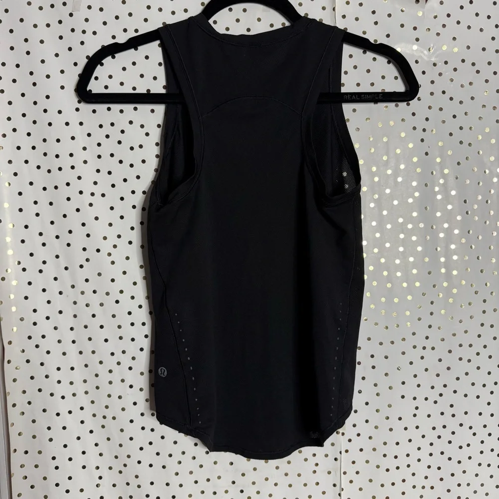 Lululemon Black Sleeveless Women's Top